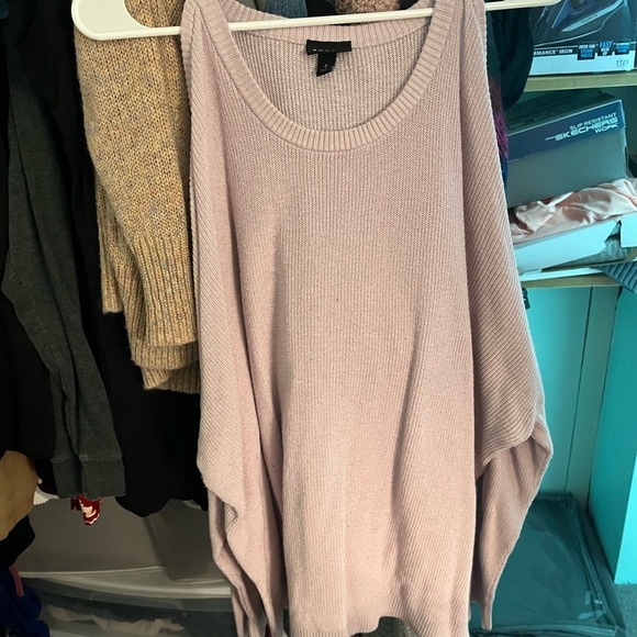 3X OFF THE SHOULDER SWEATER TORRID NO FLAWS OBO - Picture 2 of 6